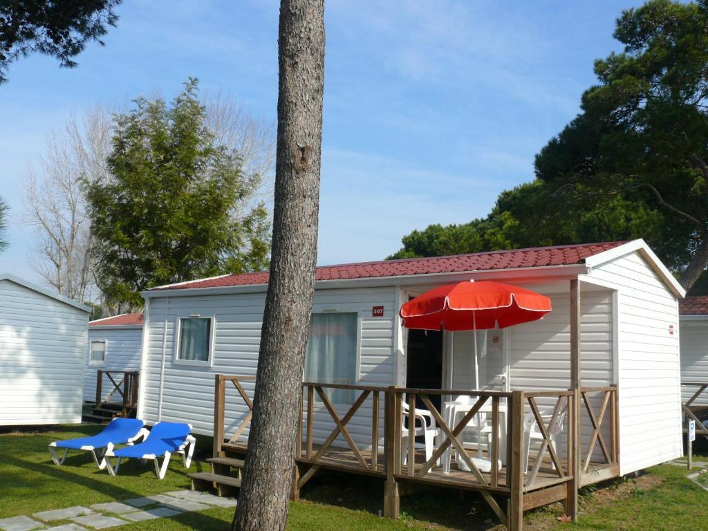 Parque De Campismo Orbitur Evora Hotel ภายนอก รูปภาพ